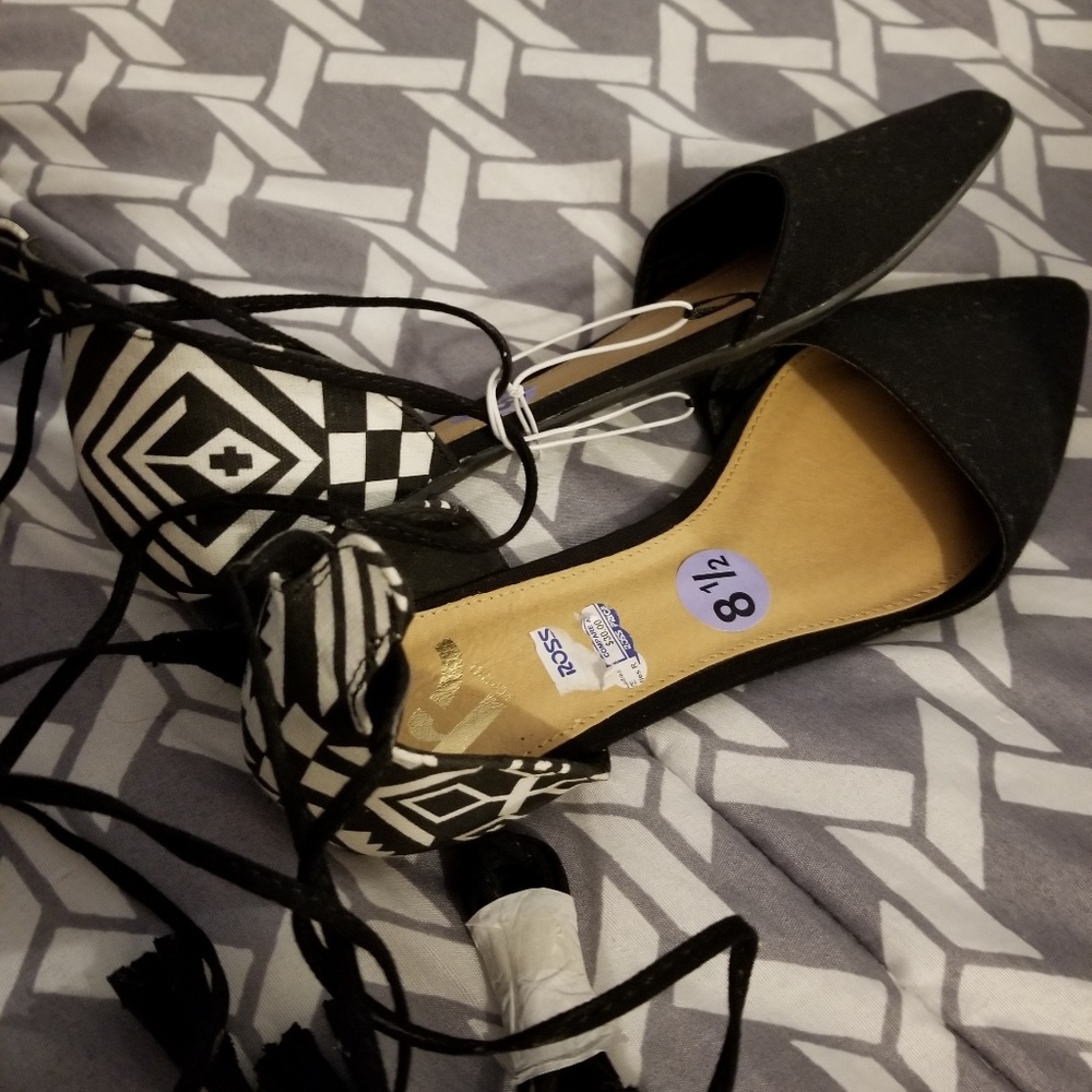 Black flats with tie around ankle